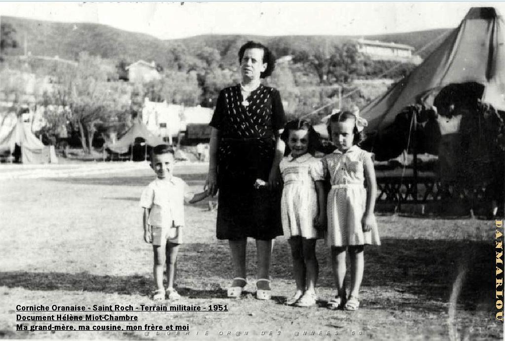 PLAGE DE ST ROCH  Mon frere Louis Ma G.M.Paternelle Ma cousine Evelyne MIOT et Moi.JPG
